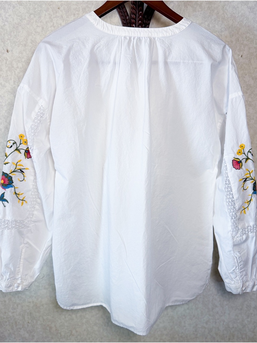 LOFT White Embroidered Floral Boho Blouse Lace Detail Peasant 100% Cotton M EUC - Picture 7 of 8